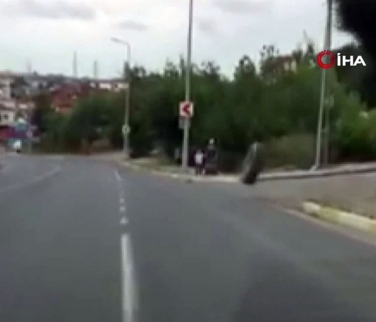 Çocuğa Kamyon Tekerleğinin Çarpmasının Yeni Görüntüleri Ortaya Çıktı