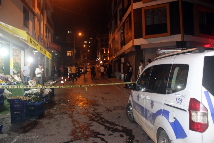 Beyoğlu’nda Motosikletli Magandalar Silahla Dehşet Saçtı: 1 Yaralı