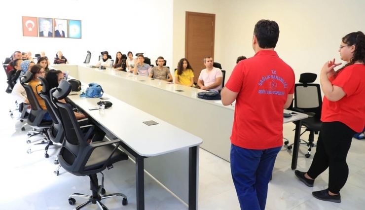 Pamukkale’de İşitme Engellilere Yönelik Temel İlk Yardım Eğitimi