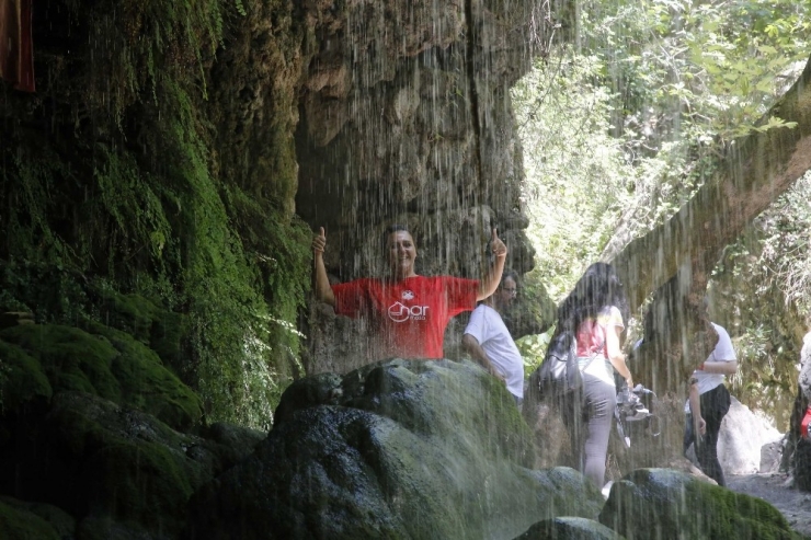 Kiremit Oluk Kanyonunda Çöp Temizliği