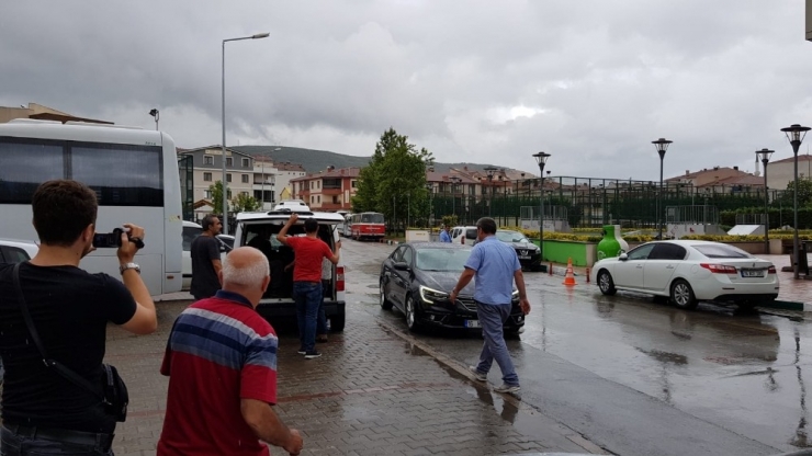 Gemlik’te İzinsiz Eyleme 8 Gözaltı