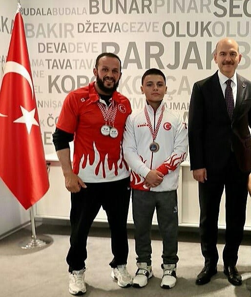 Bilek Güreşçilerinden 2 Gümüş 1 Bronz Madalya