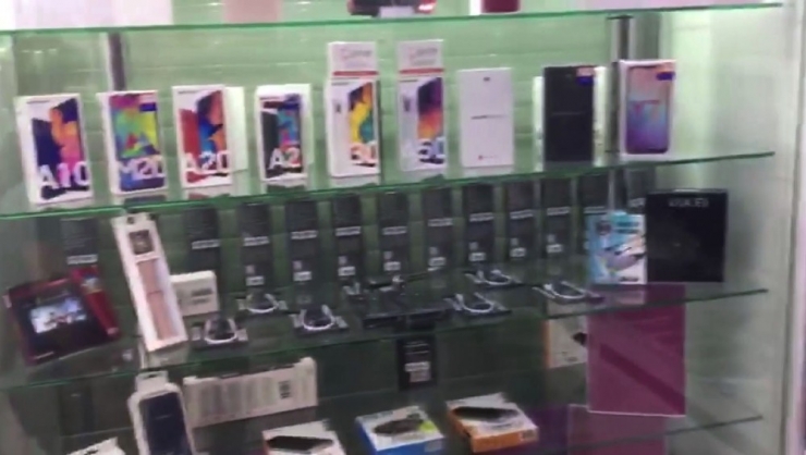 İstanbul Merkezli 3 İlde Kaçak Cep Telefonu Operasyonu