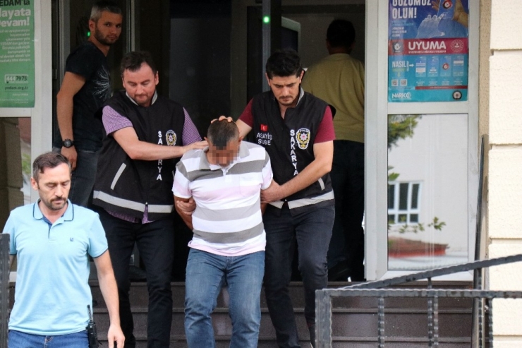 Kendilerini Baş Komiser Olarak Tanıtıp Dolandırıcılık Yapan 2 Şahıstan Biri Yakalandı