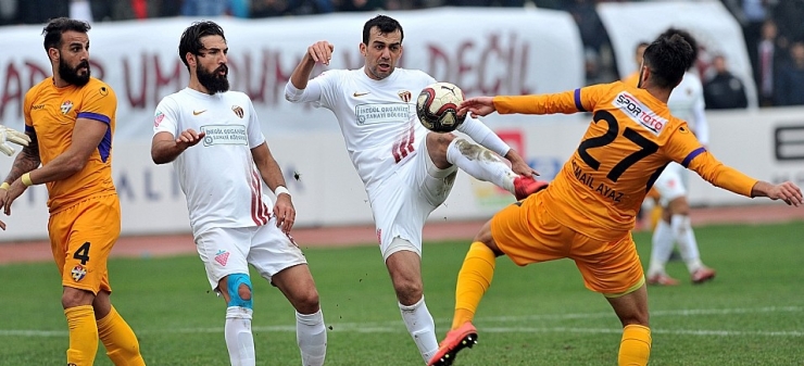 Ozan Can: “Çekişmeli Bir Gruptayız”