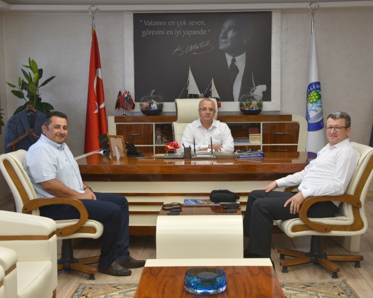 Salihli’ye Bin 500 Kişilik İstihdam