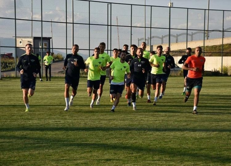 Mehmet Altıparmak: “Hedefimiz Şampiyon Olup, Süper Lig’e Geri Dönmek”