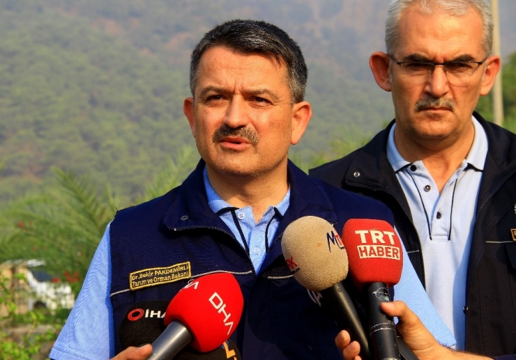 Bakan Pakdemirli: “Yangına Müdahale Süresini 10 Dakikaya İndireceğiz”