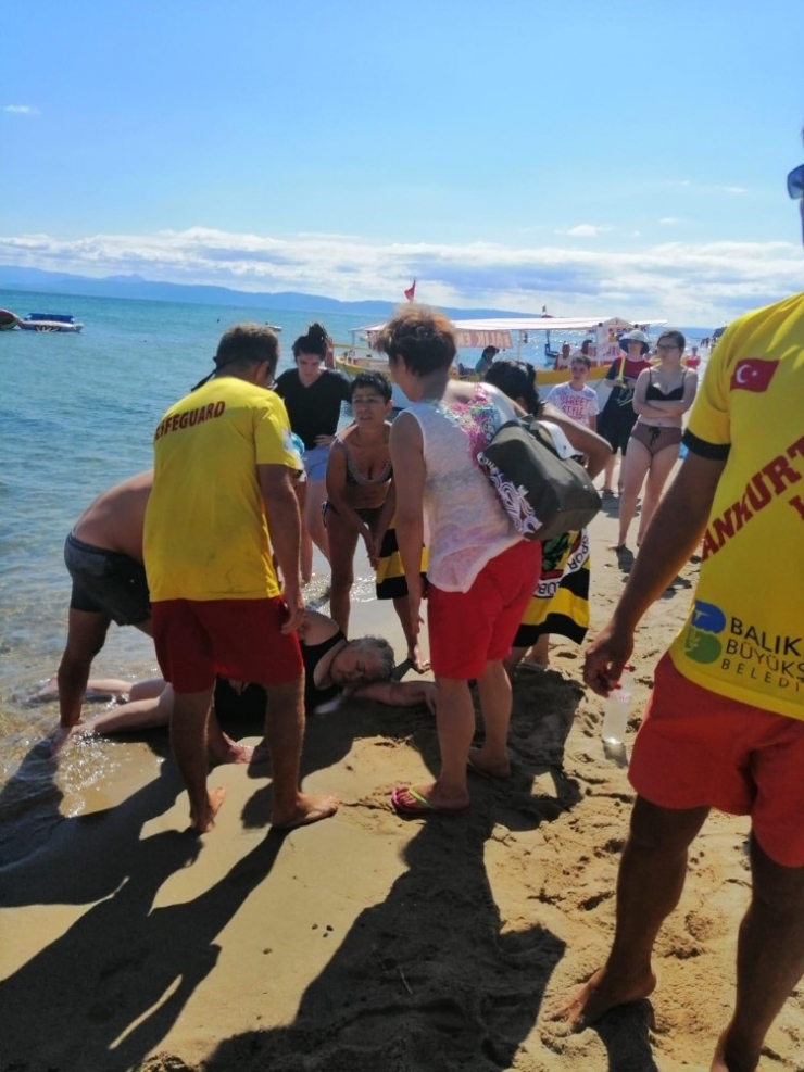 76 Yaşındaki Kadın Plajda Boğuldu