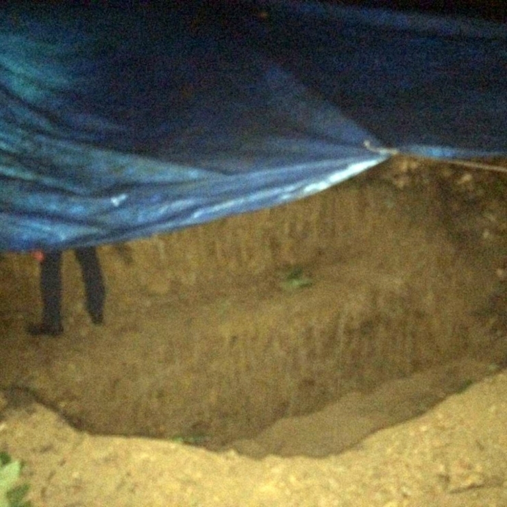 Defineciler Kazı Alanında Suçüstü Yakalandı