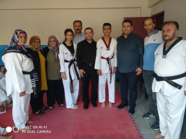 Eskişehir Gökmeydan Spor Kulübü İlk ‘Siyah Kuşak’ Heyecanı Yaşadı