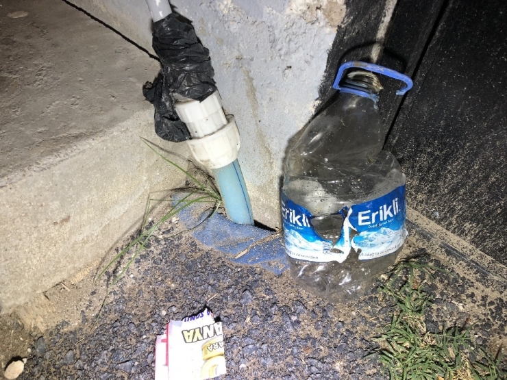 Cinayet Zanlısının Evine Molotoflu Saldırı