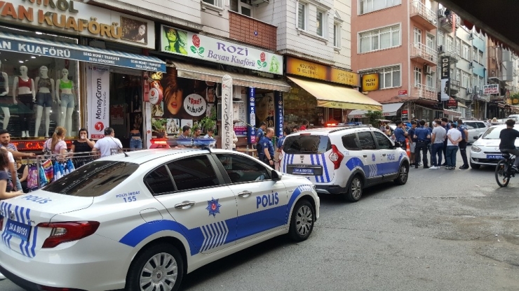 Fatih’te Park Kavgası Kanlı Bitti: 1 Yaralı