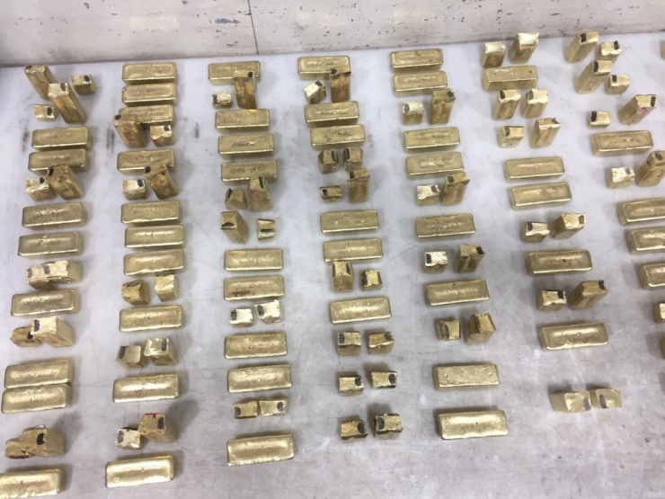 İstanbul Ve Mersin’de Sahte Altın Operasyonu: 10 Gözaltı