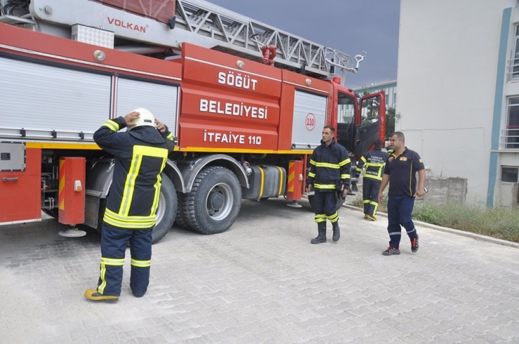 İtfaiye Müdürlüğü’nden Hasta Tahliyesi Tatbikatı