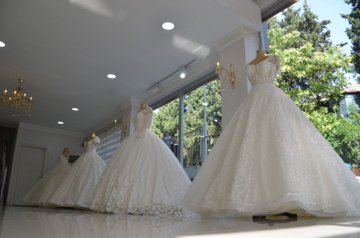 Gelinlik Fiyatları Dudak Uçuklattı