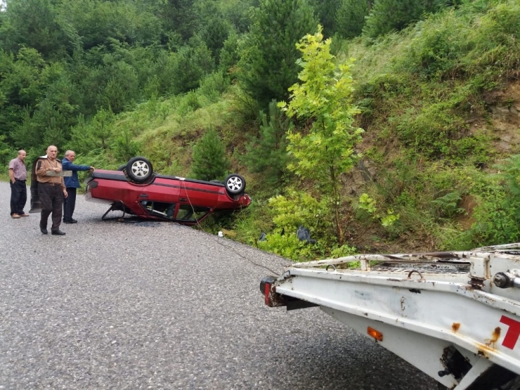 Otomobil Takla Attı: 1 Yaralı