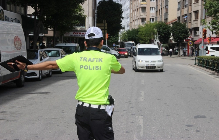 Trafik Ekiplerinin Denetimleri Aralıksız Devam Ediyor