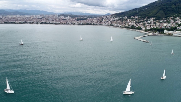 Daddralli Altınpost’un Peşinde