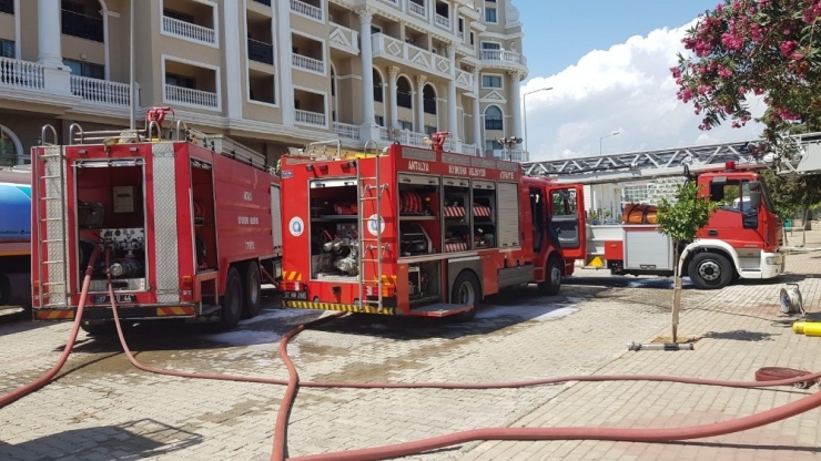 Alanya’da Otel Yangını Korkuttu