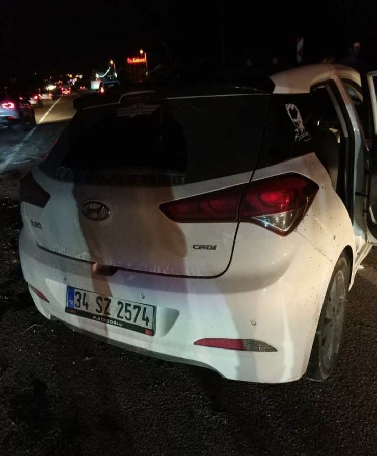 Susurluk’ta 3 Aracın Karıştığı Zincirleme Kazada 9 Kişi Yaralandı