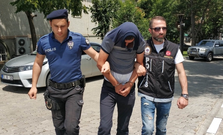 Paket Paket Bonzai İle Yakalanan 5 Kişi Adliyeye Sevk Edildi