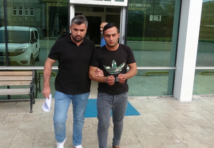 Akaryakıt İstasyonunda Bıçakla Dehşet Yaşatan Zanlı: “Kimse Boşu Boşuna Adam Vurmaz”