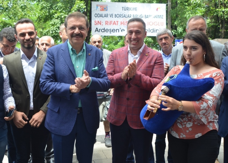 Türkiye Odalar Ve Borsalar Birliği (Tobb) Başkanı M. Rifat Hisarcıklıoğlu Rize’de