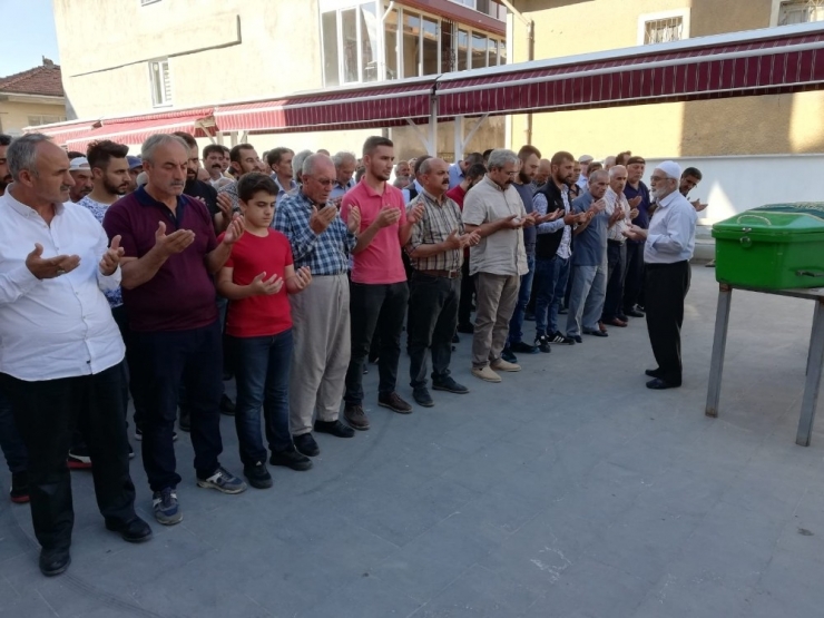 Doğanşehir’de Motosiklet Kazası: 1 Ölü, 2 Yaralı