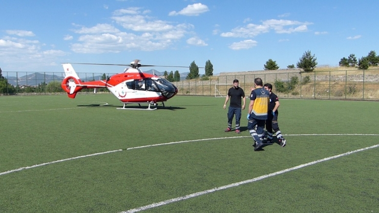 Balkondan Evine Girmek İsterken Düşerek Yaralandı