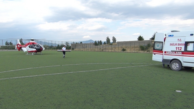 Balkondan Evine Girmek İsterken Düşerek Yaralandı