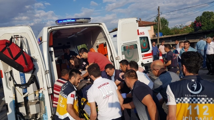 Manisa’da Tır İle Otomobil Çarpıştı: 1 Ölü, 2 Ağır Yaralı