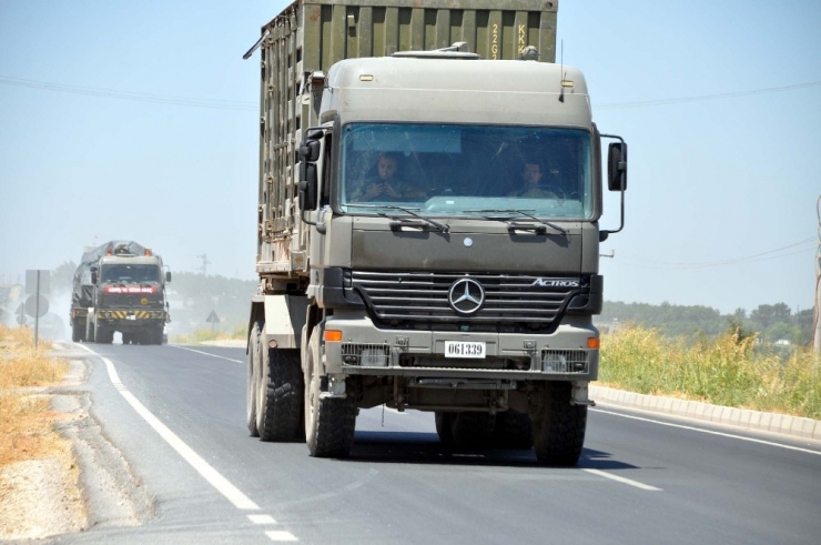 Suriye Sınırına Askeri Sevkiyat Devam Ediyor
