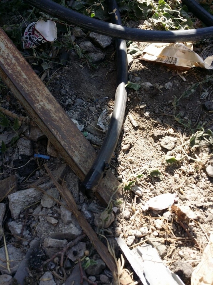 Çaldığı Kablolarla 400 Bin Liralık Zarar Verdi