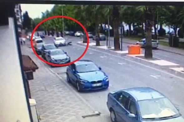 Otomobilin Çarptığı Yaşı Adam Metrelerce Böyle Savruldu