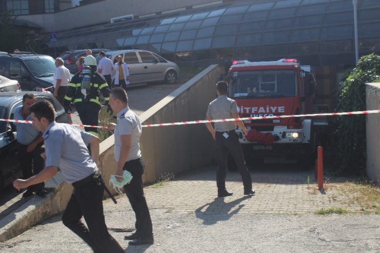 Hastanede Yangın Çıktı, 27 Hasta Tahliye Edildi