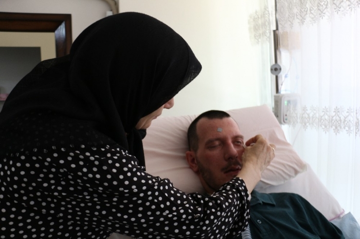 Yatağa Mahkum Eşini Terk Eden Kadına Nafaka Bağlandı