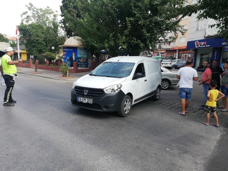Aynı Yerde 10 Dakika Arayla İki Kaza; 2 Yaralı