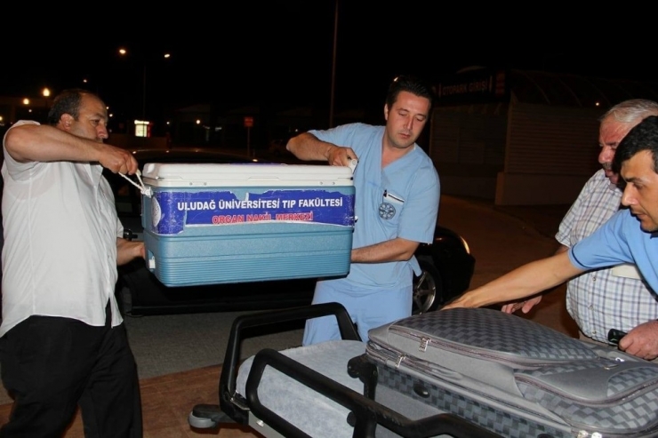 Balıkesir’de Beyin Ölümü Gerçekleşen Hasta 2 Kişiye Umut Oldu