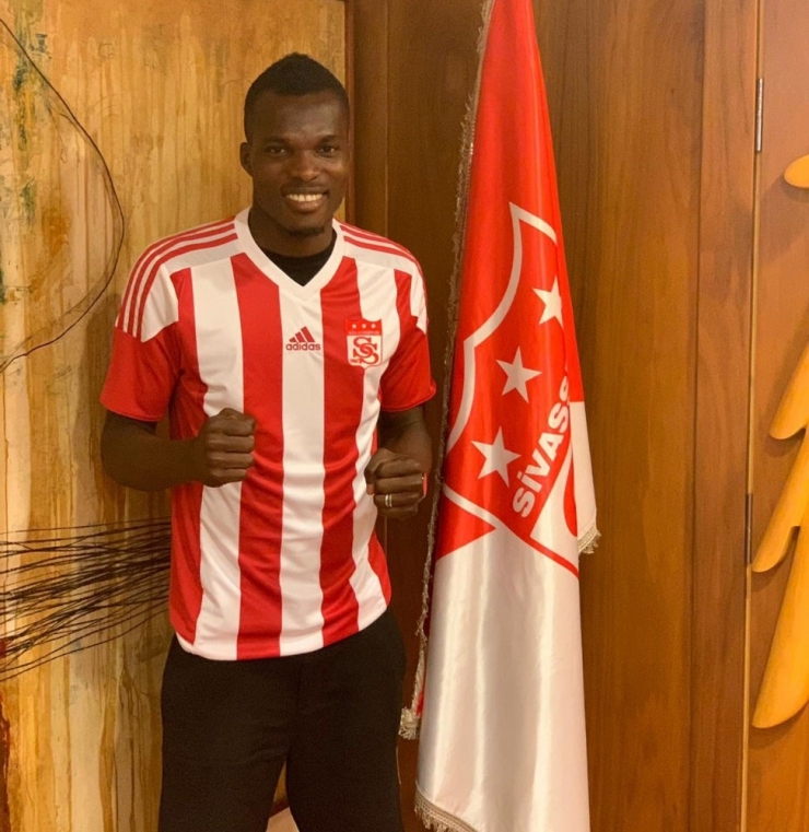 Isaac Cofie Demir Grup Sivasspor’da