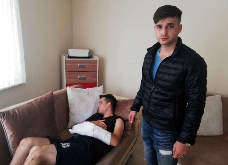 E-5’te Motosiklet Sürücüsüne Çarpıp Böyle Kaçtı