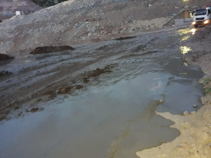 Gümüşhane’de Maden İşletmesinin Atık Borusu Patladı