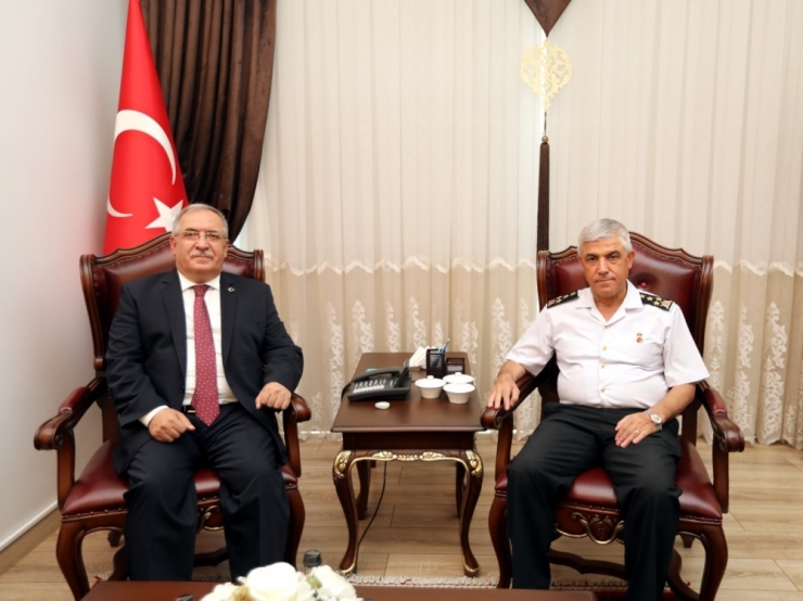 Jandarma Genel Komutanı Çetin’den Vali Nayir’e Ziyaret
