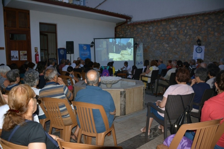 100 Yaş Evi’nde Yazlık Sinema Günleri Başladı