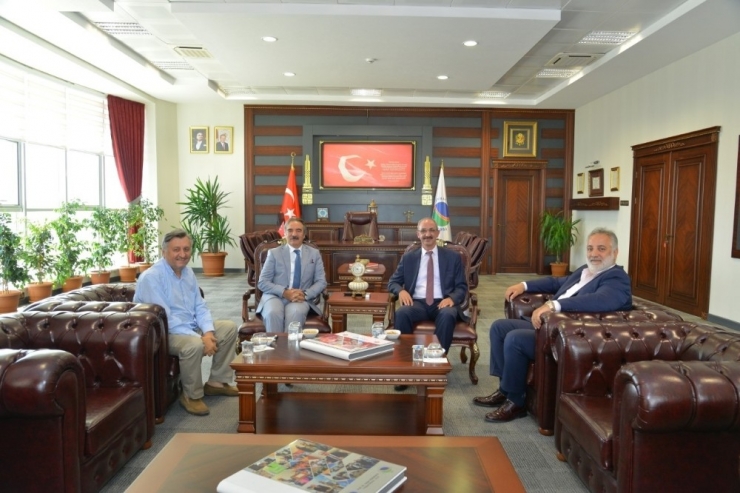 Rektör Bağlı’dan Rektör Karakaya’ya Hayırlı Olsun Ziyareti