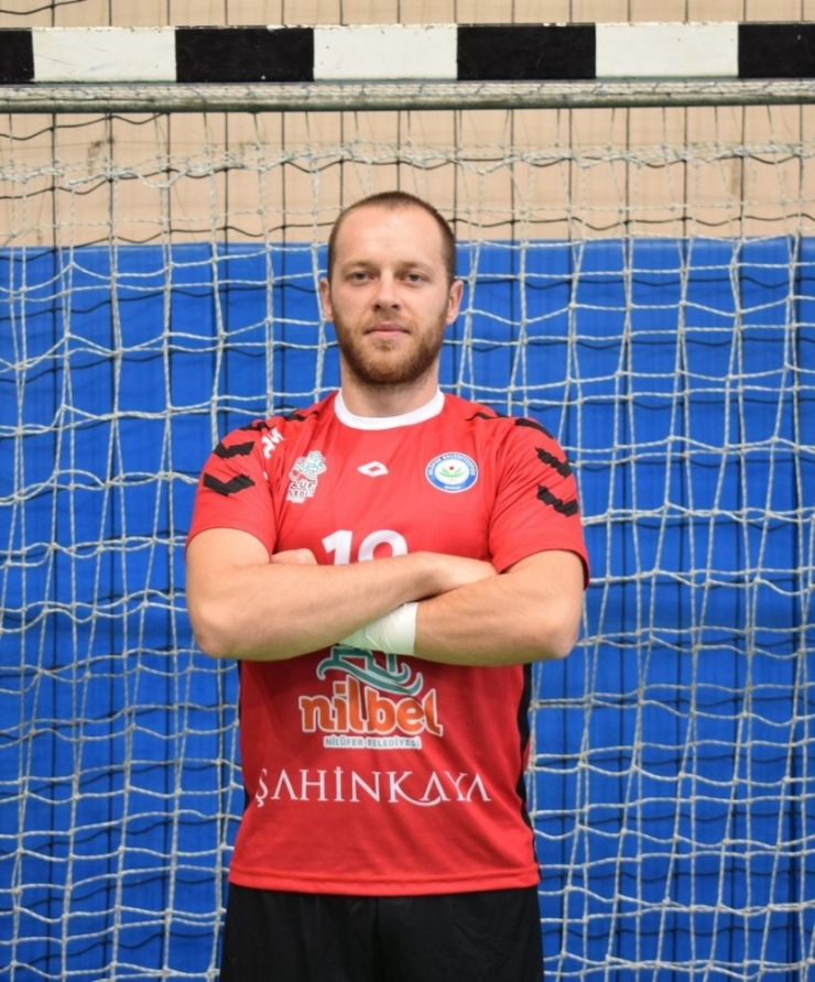 Nilüfer Belediyespor’da İki İmza Birden