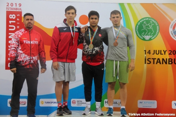 Osmaniyeli Ciritçi Balkan Şampiyonu