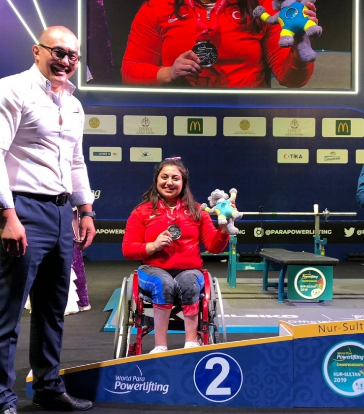 Sibel Çam, Para Halter’de Dünya İkincisi Oldu