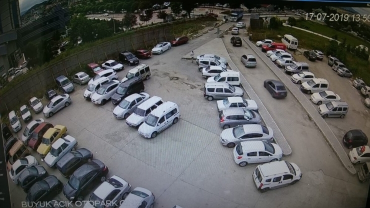 Hastane Otoparkına Operasyon: 7 Gözaltı