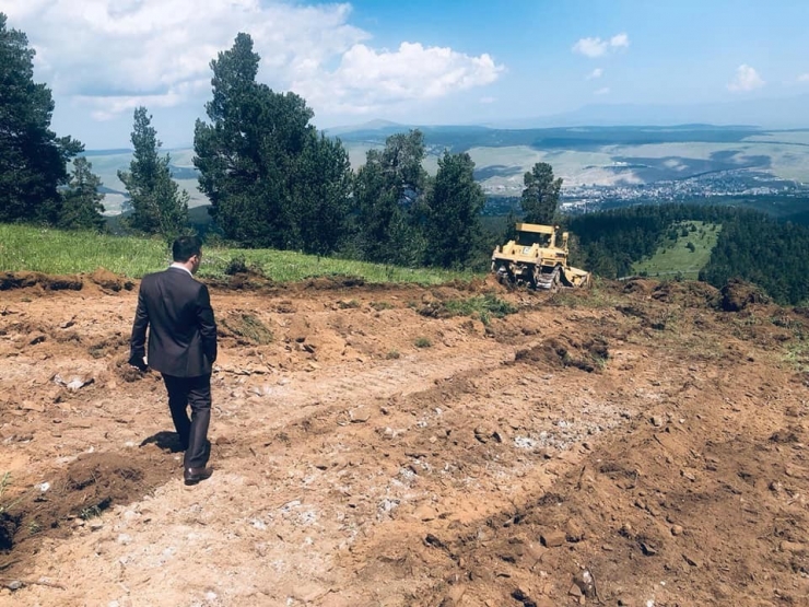 Sarıkamış’ta Kayak Pistleri Elden Geçiriliyor